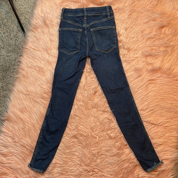 We The Free Free People Dark Wash High Rise Stretch Skinny Jeans Size 24 - Picture 3 of 8